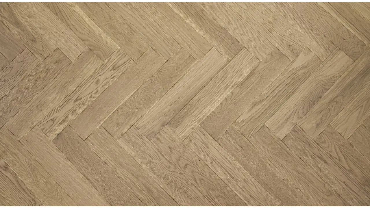 Vidar American Oak 5 Chevron and Herringbone Flooring