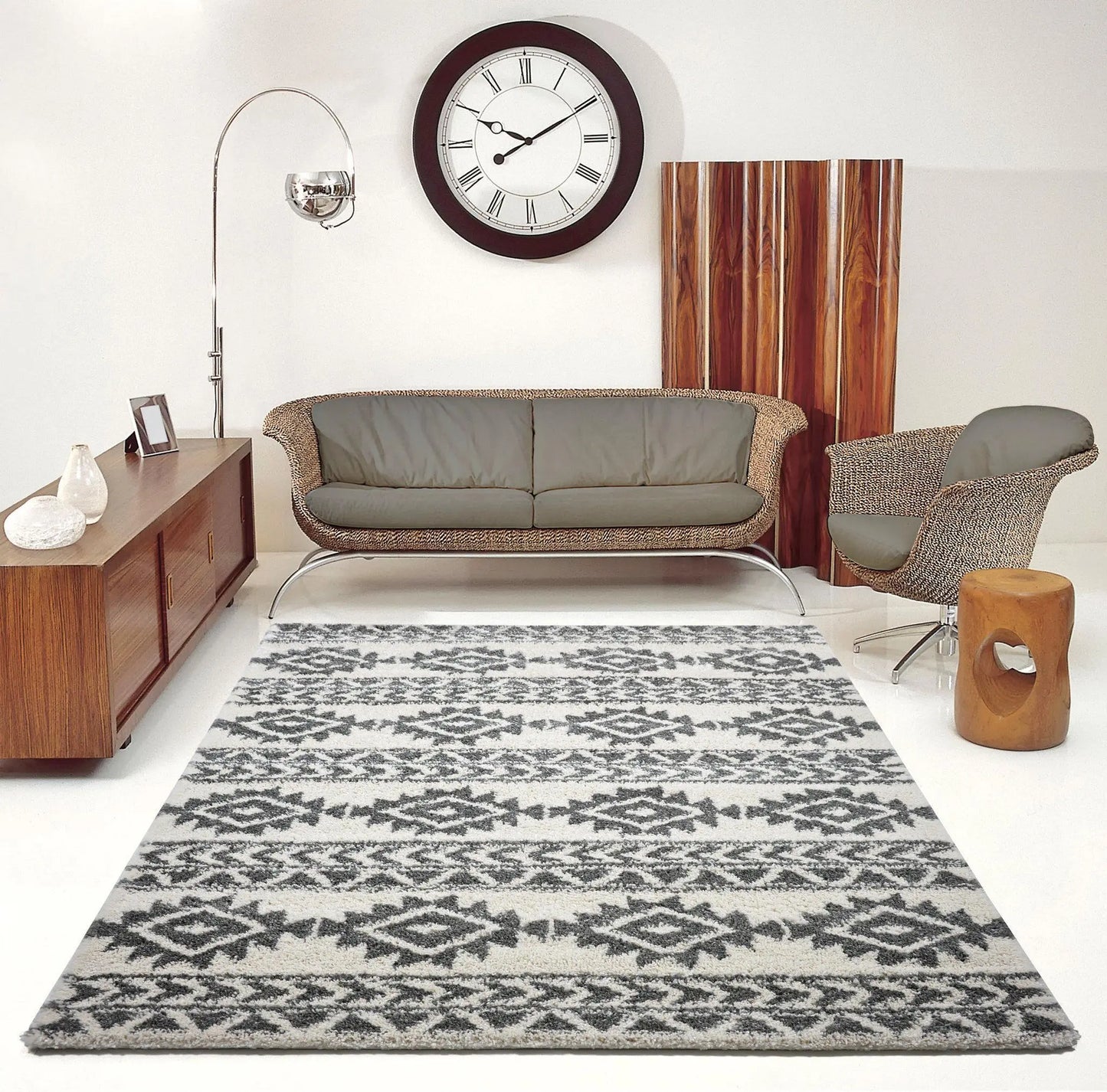 American Native Ivory Shaggy Area Rug - Ladolerugsca
