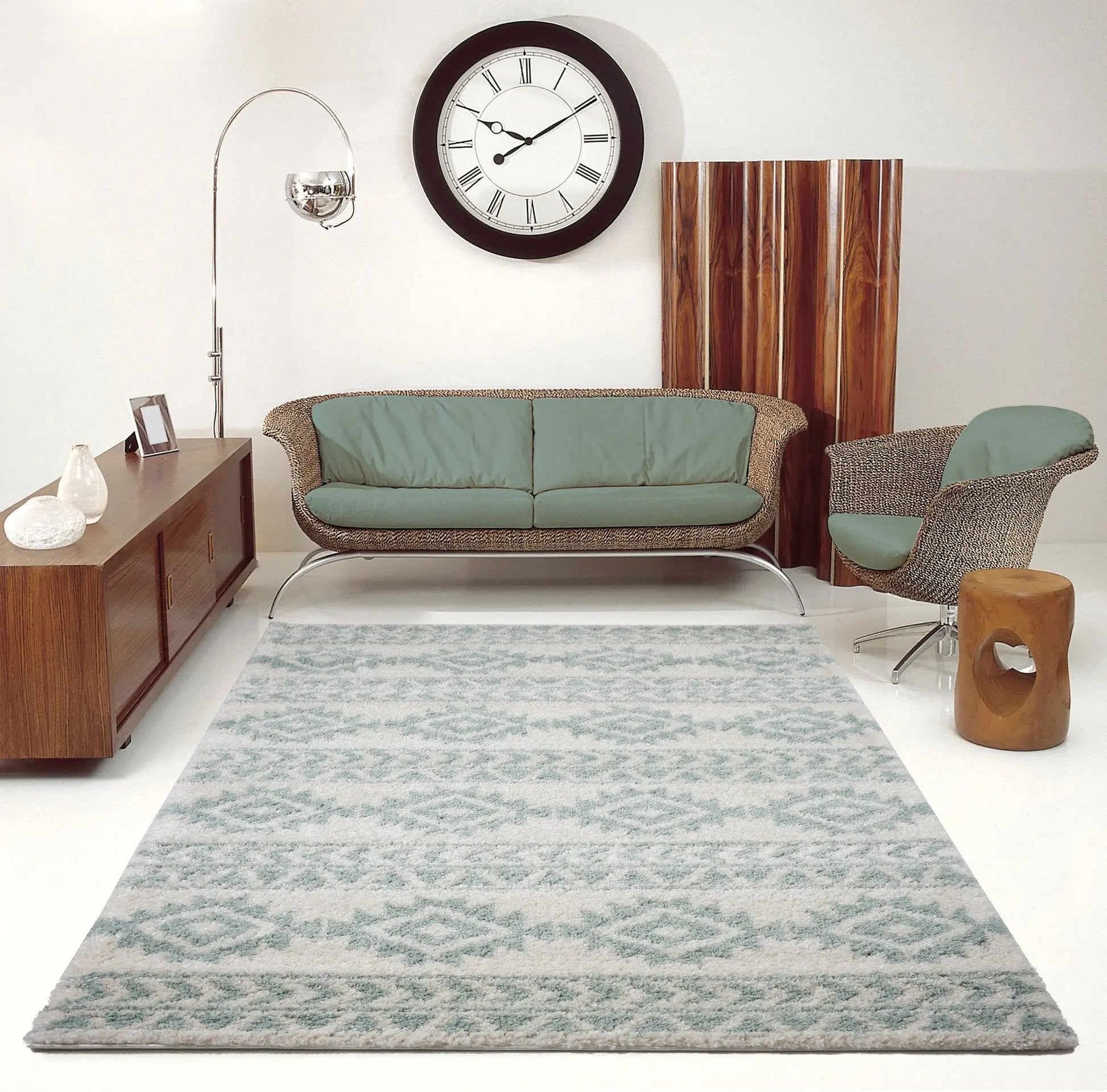 American Native Ivory Shaggy Area Rug - Ladolerugsca