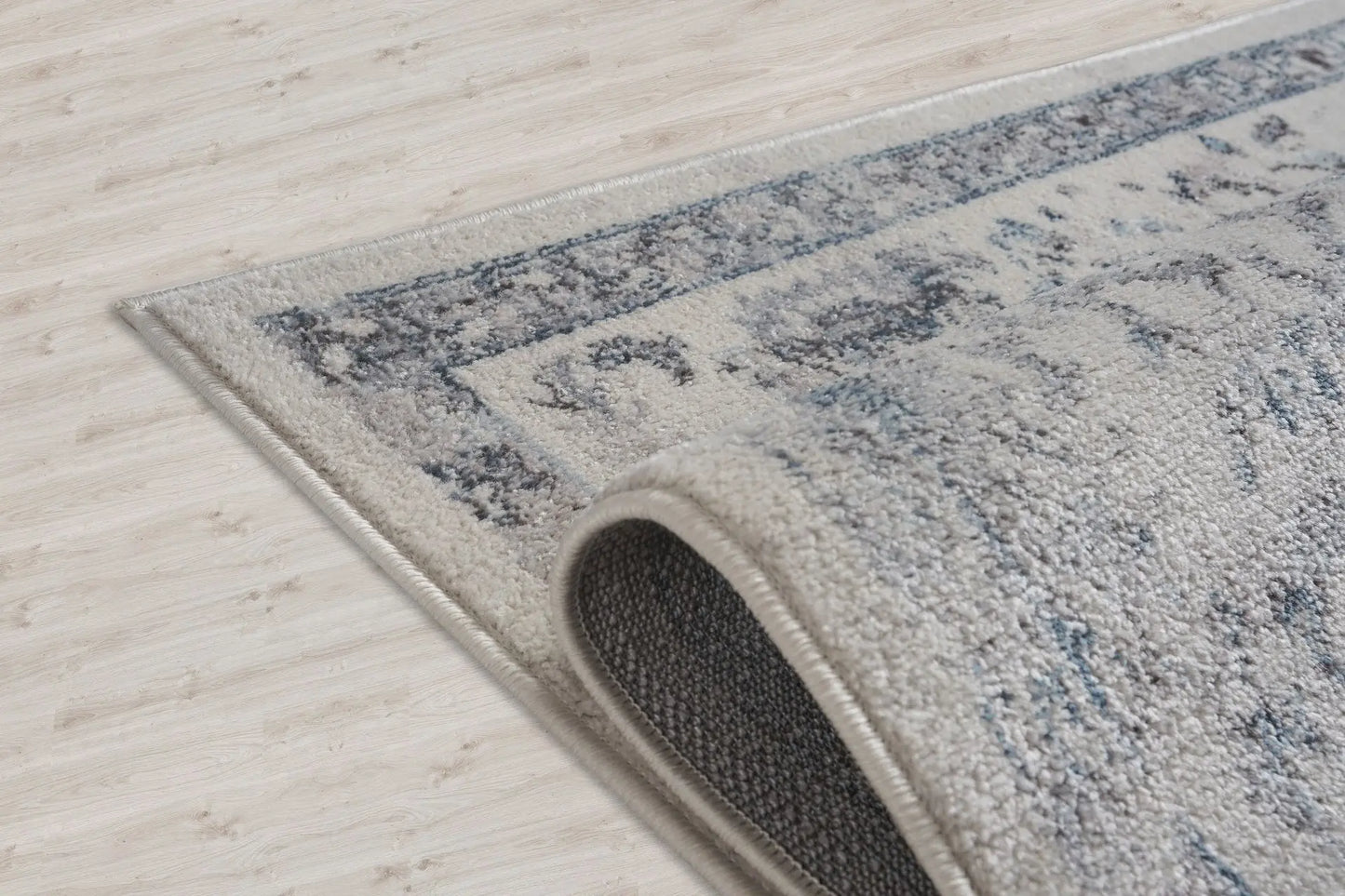 Arwen Cream Persian Design Blue Traditional Rug