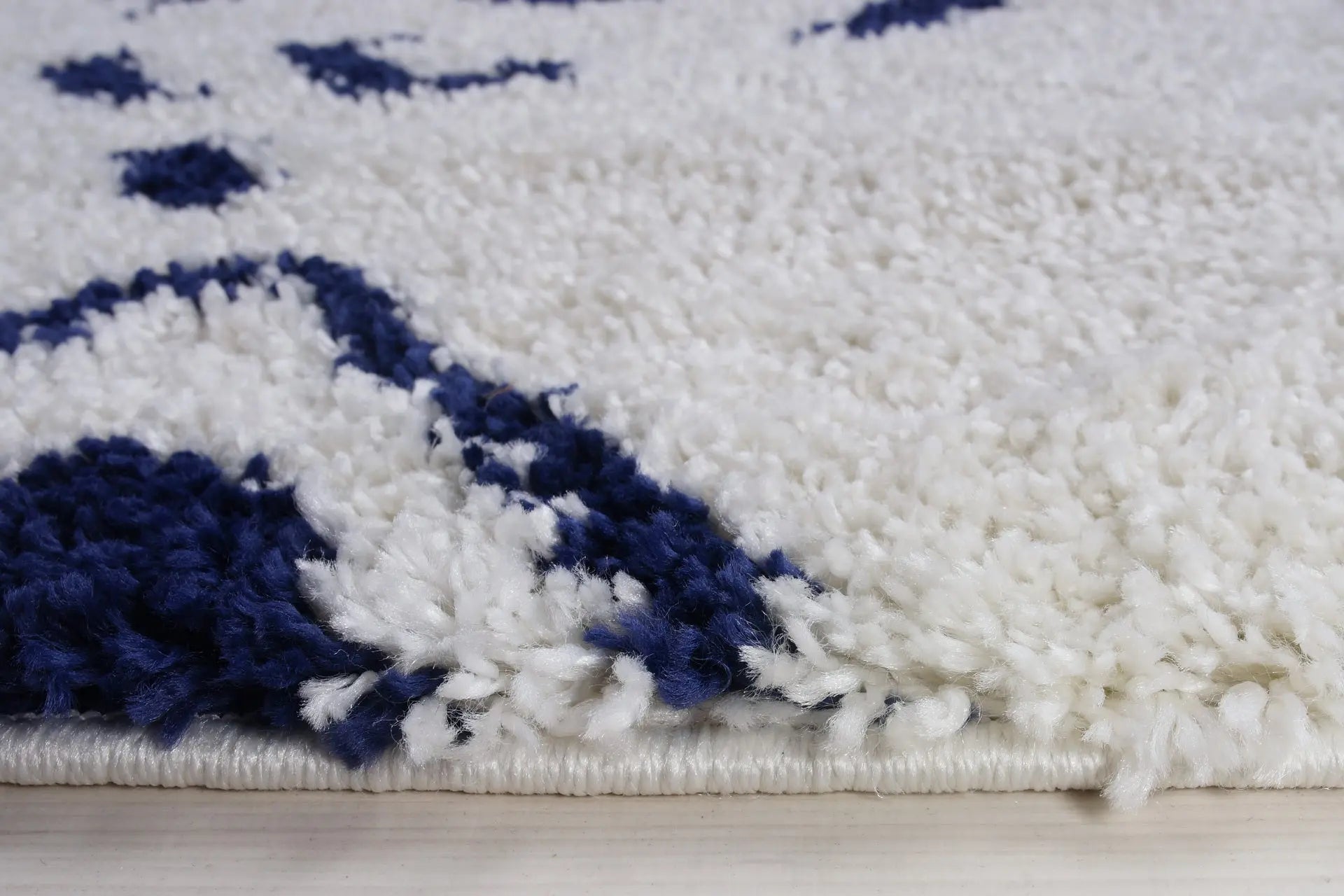 ladole rugs shaggy kenitra european abstract soft polypropylene modern small mat doormat rug in white dark blue 110 x 211 57cm x 90cm 4x6, 4x5 ft Small Carpet, Home Office, Living Room, Bedroom