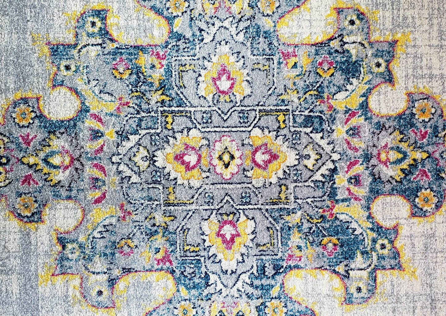 Geode Antique Style Indoor Polypropylene Carpet