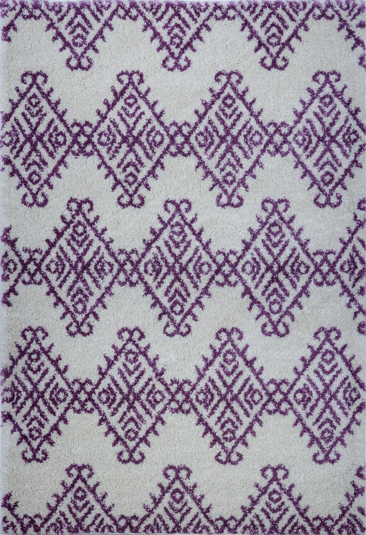Oriental Motif Ivory Berry Shaggy Area Rug -