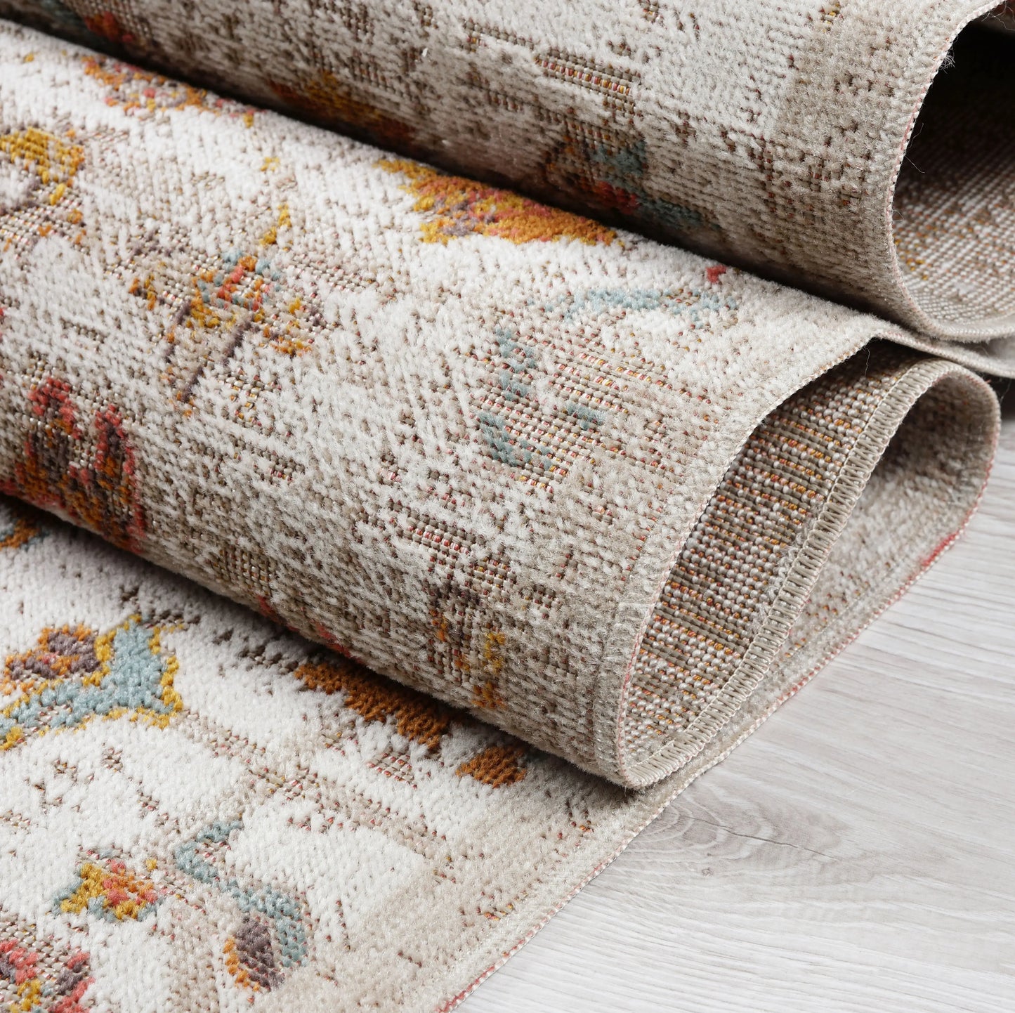 Venice Marigold Cream Ornamental Indoor/Outdoor Area Rug - Ladolerugsca